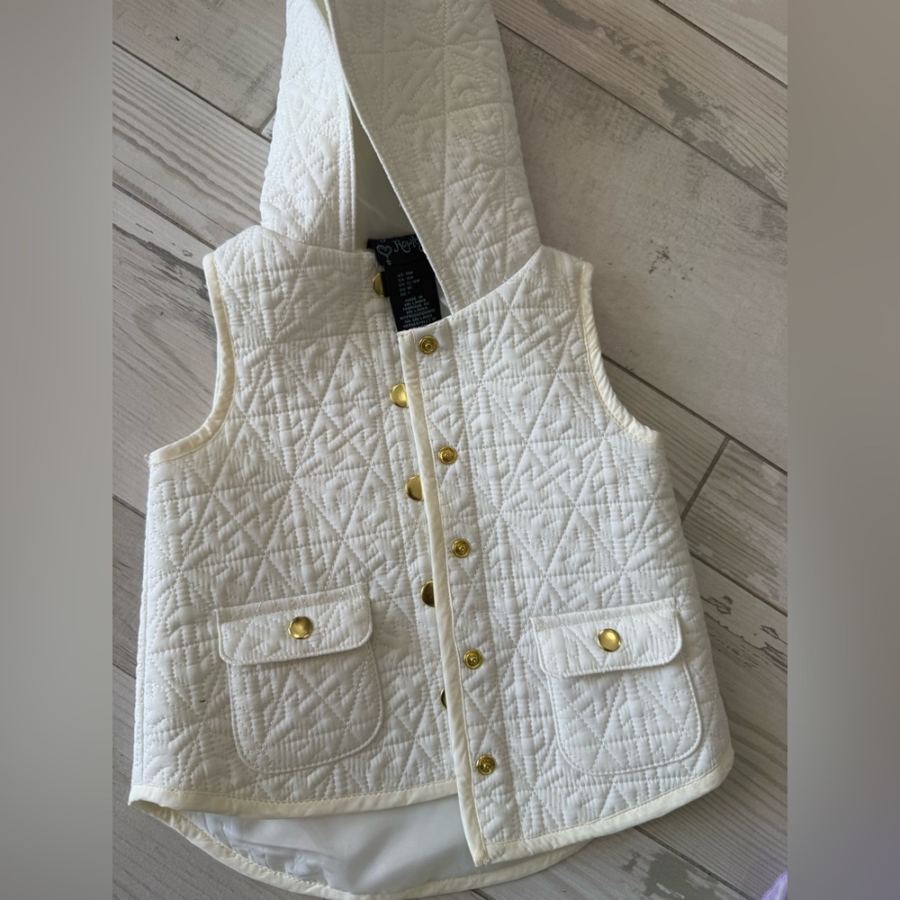 Girls Size 18 months vest, NWOT